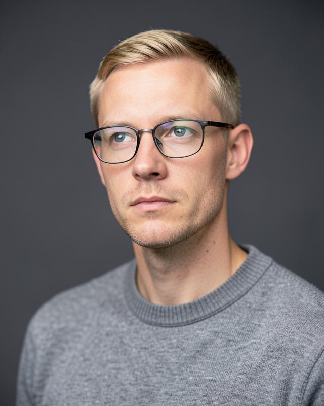 Profilbild des fiktiven digitalen Research-Assistenten Felix